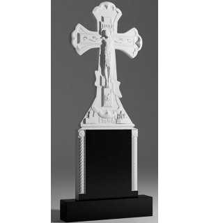 Резной памятник на могилу с крестом, Иисусом, церковью