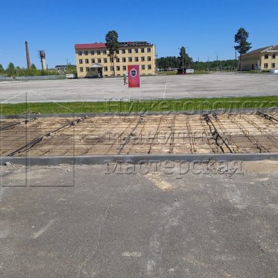 Памятник защитникам России