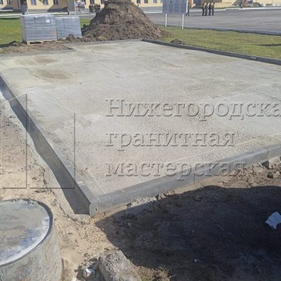 Памятник защитникам России